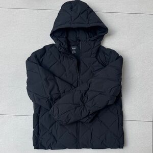 Uniqlo Black Puffer Jacket
